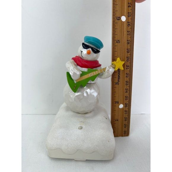Hallmark 2010 Wireless Snowman Band GUITAR FREDDY 5" NOT WORKING PARTS ONLY - Picture 2 of 4